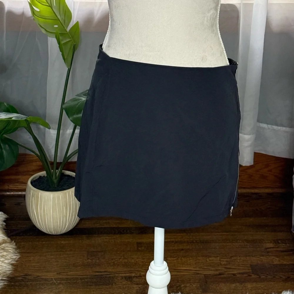 ☀️SUMMER CLEARANCE SALE☀️ Zara Black A-Line Mini Skirt